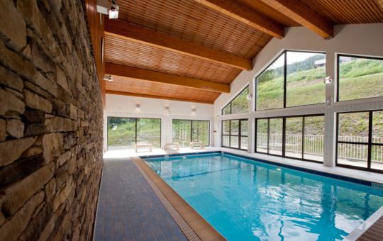 Piscine intérieure - Résidence la Marmottane à La Plagne